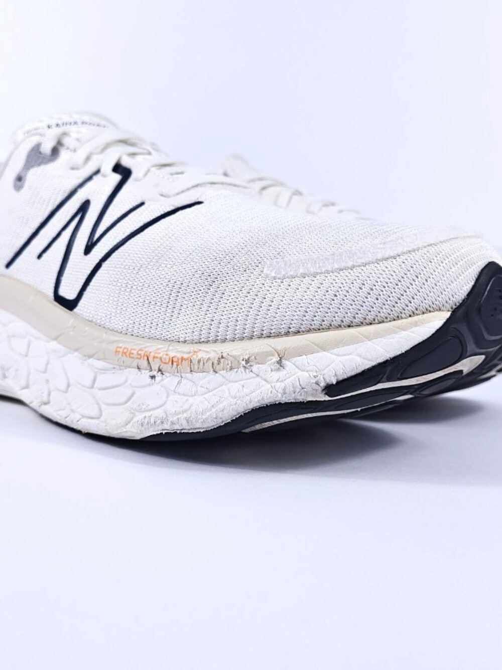 New Balance Kaiha Road Mens 13 Wide Cushion Road Running Shoes White Fresh Foam